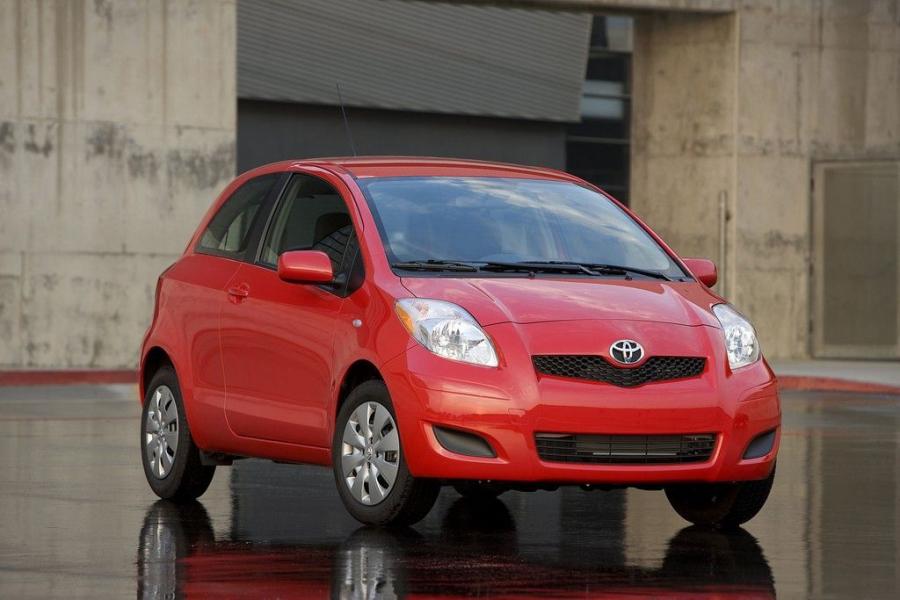  Toyota Yaris 2009 года  (фото 37 из 59)